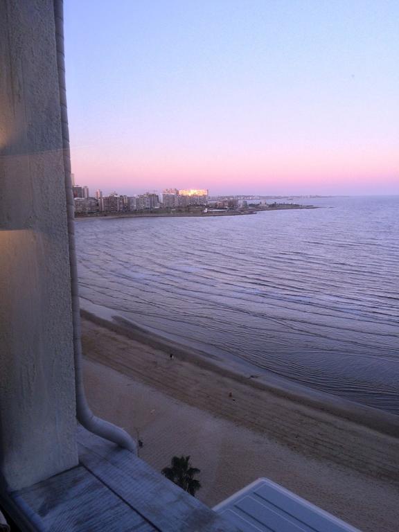 Pocitos La Rambla Studio Apartamento
